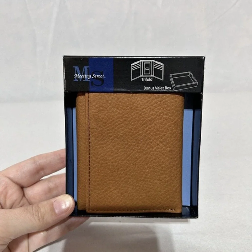 Meeting Street Men's Trifold Wallet Genuine Leather Hand Turned Edges Brown‎ New